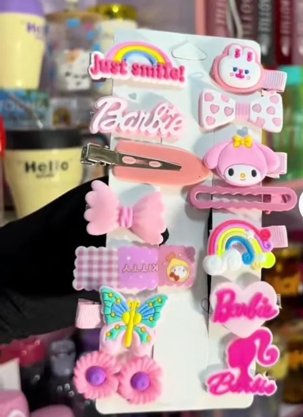 Girl essentials for slaying - 2